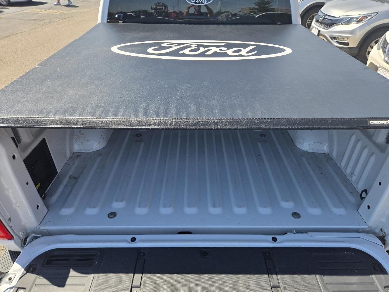 Ford F-150 4WD SuperCrew 139" Lariat 2022