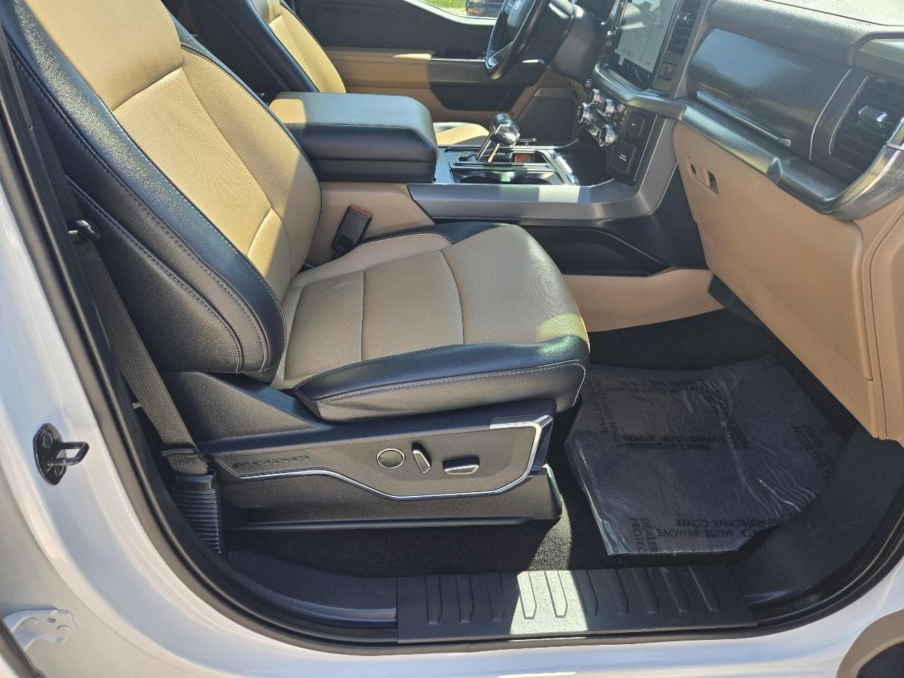 Ford F-150 4WD SuperCrew 139" Lariat 2022