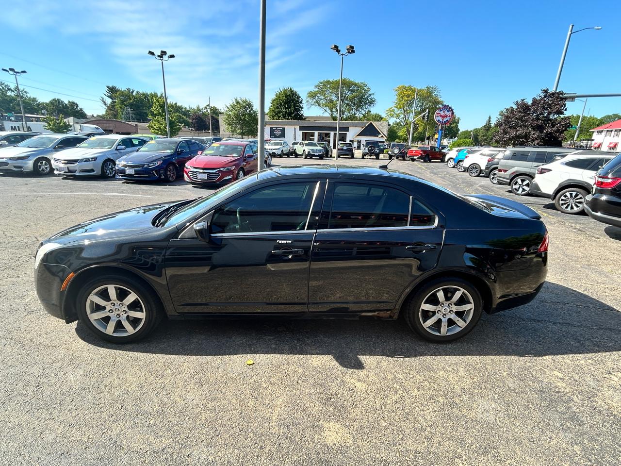 Mercury Milan 4dr Sdn Premier FWD 2010