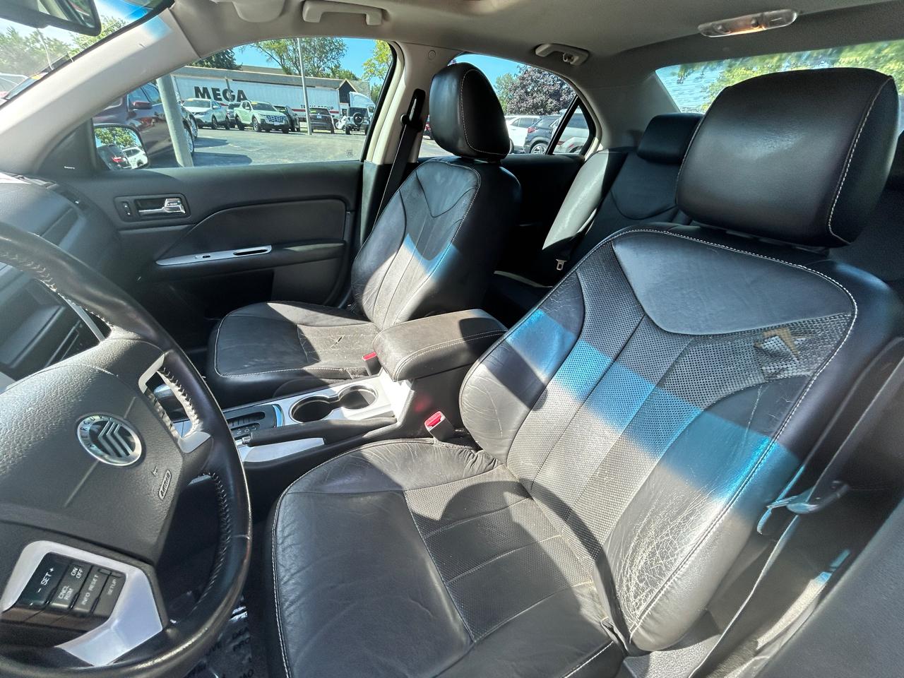 Mercury Milan 4dr Sdn Premier FWD 2010