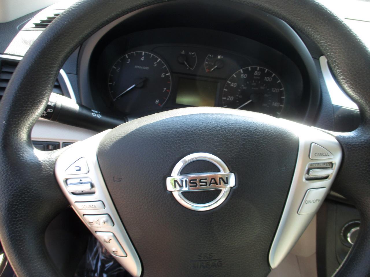 Nissan Sentra 4dr Sdn I4 CVT S 2016