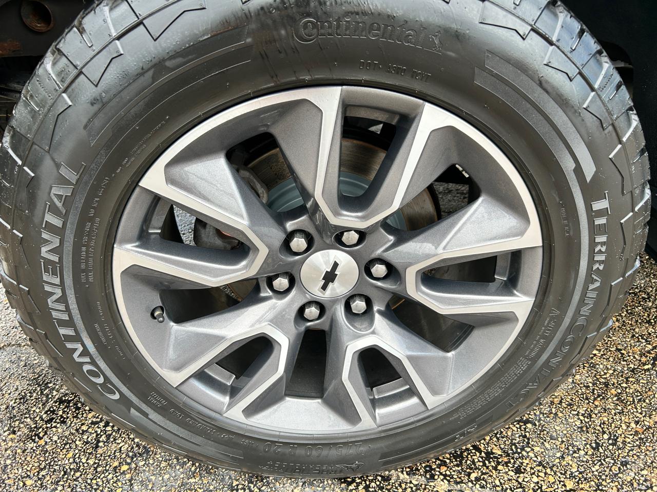 Chevrolet Silverado 1500 4WD Crew Cab 147" RST 2020
