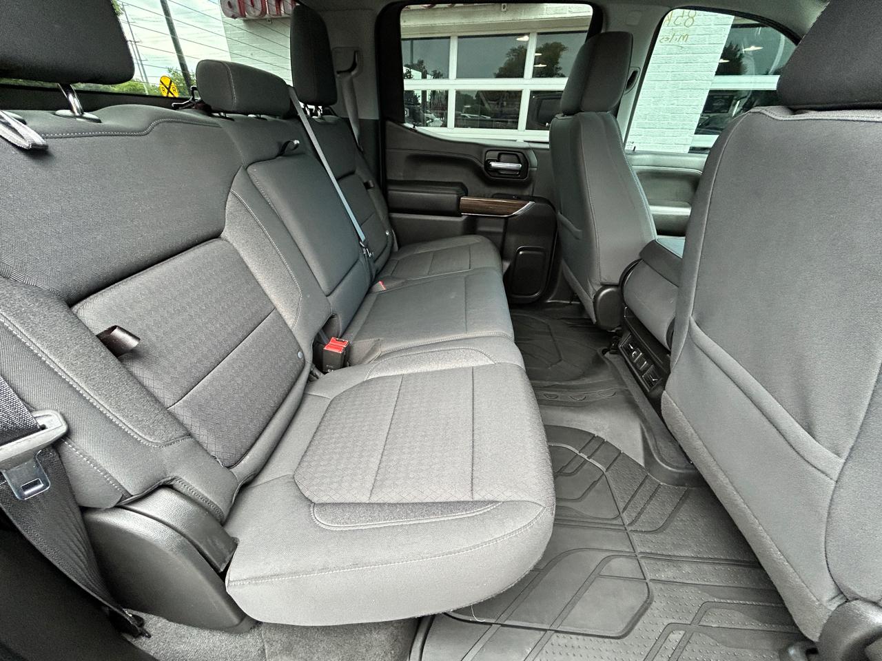 Chevrolet Silverado 1500 4WD Crew Cab 147" RST 2020
