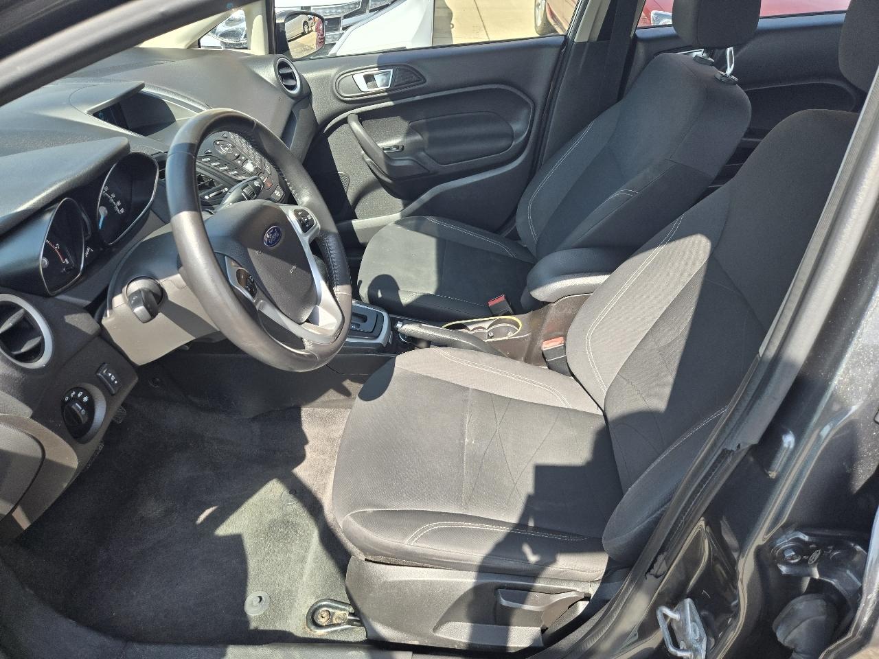 Ford Fiesta 4dr Sdn SE 2016