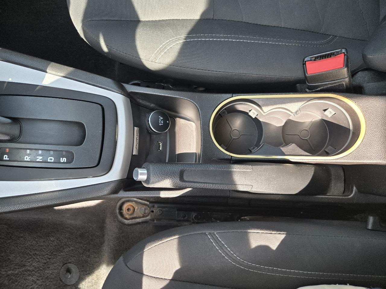 Ford Fiesta 4dr Sdn SE 2016