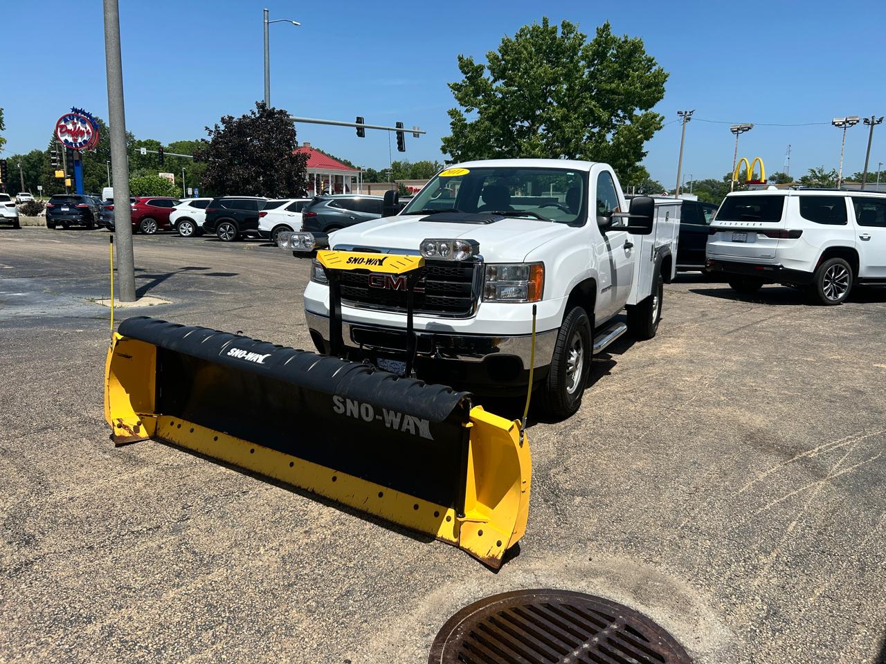 GMC Sierra 2500HD 4WD Reg Cab 133.7" Work Truck 2011