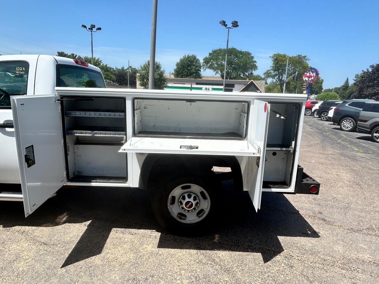 GMC Sierra 2500HD 4WD Reg Cab 133.7" Work Truck 2011