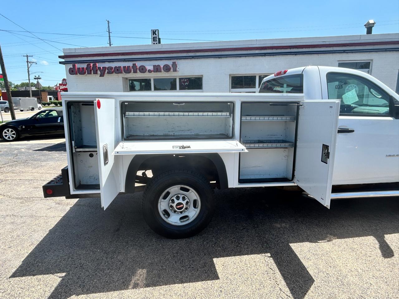 GMC Sierra 2500HD 4WD Reg Cab 133.7" Work Truck 2011