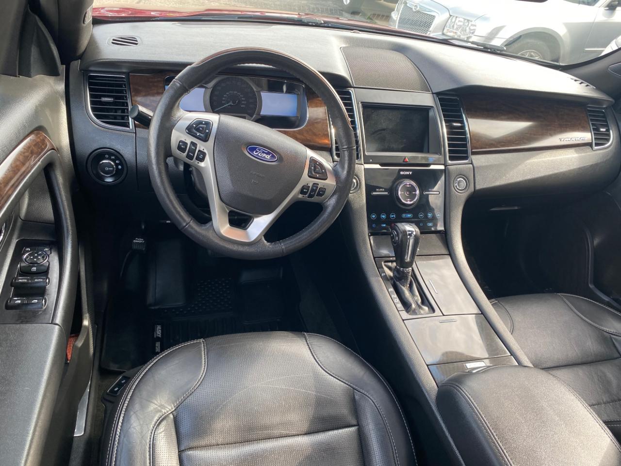 Ford Taurus Limited AWD 2018