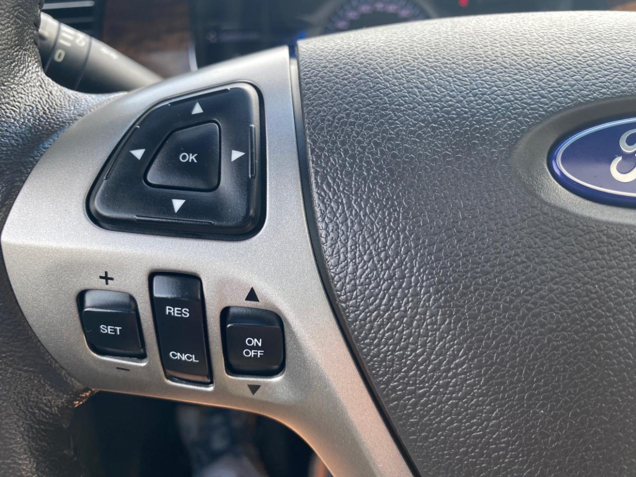 Ford Taurus Limited AWD 2018