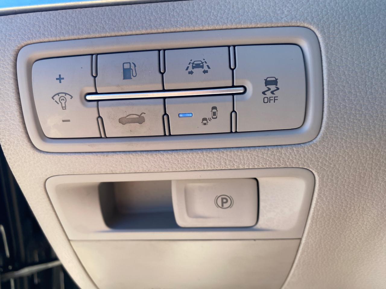 Genesis G80 3.8L AWD 2018