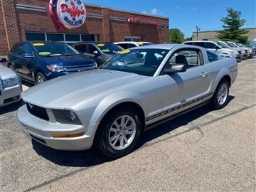 2005 Ford Mustang 2dr Cpe Premium