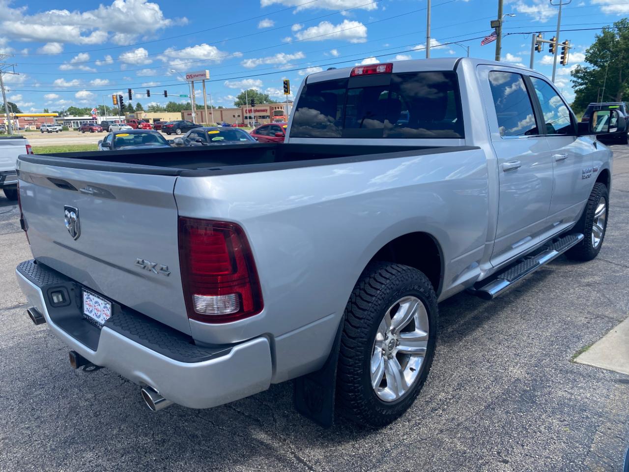 RAM 1500 4WD Crew Cab 149" Sport 2014