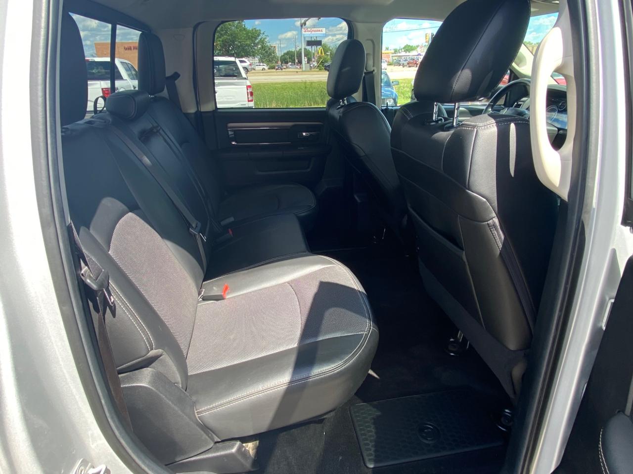 RAM 1500 4WD Crew Cab 149" Sport 2014