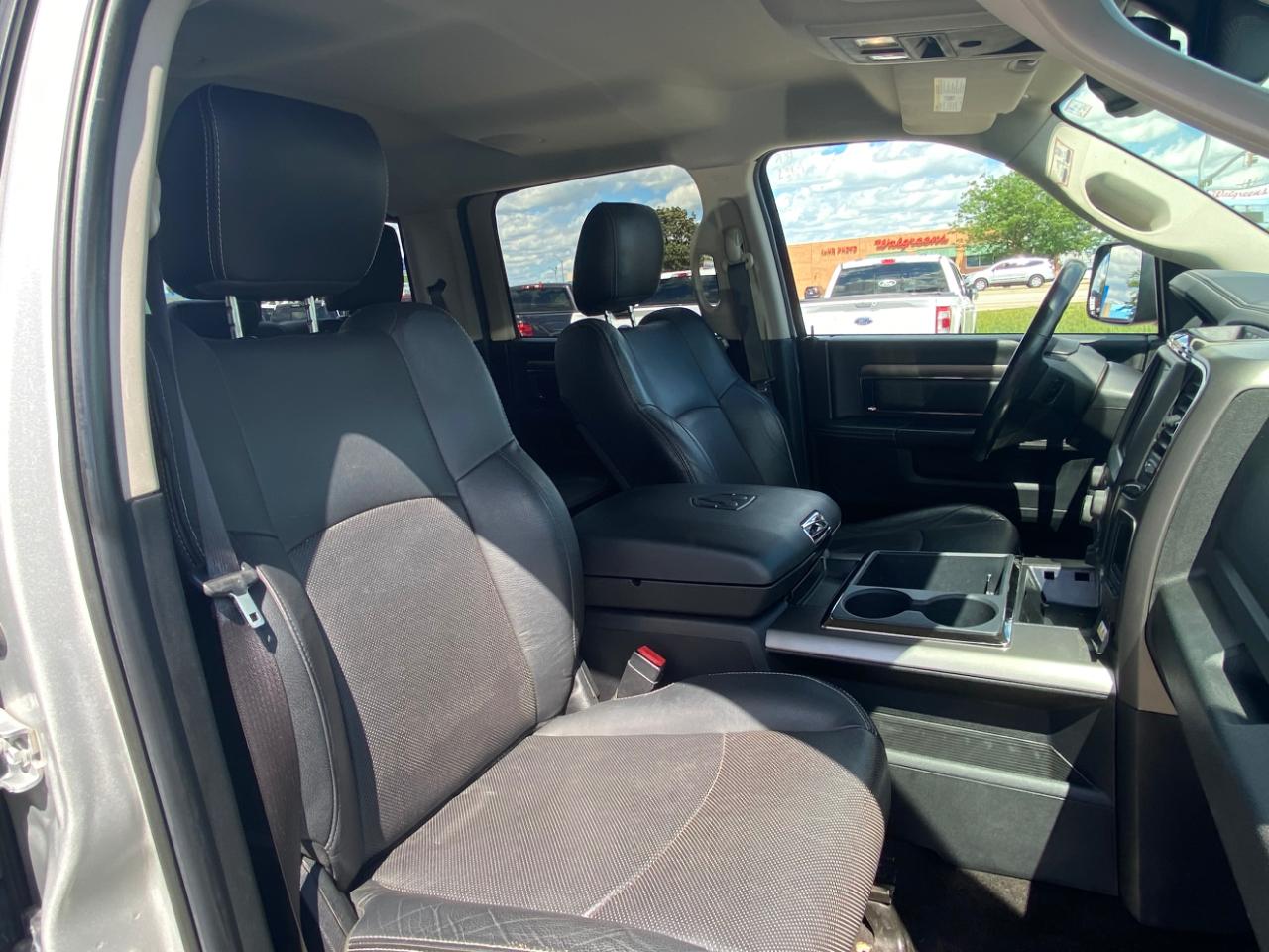 RAM 1500 4WD Crew Cab 149" Sport 2014