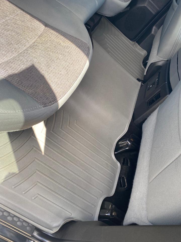 RAM 1500 4WD Crew Cab 140.5" Big Horn 2015