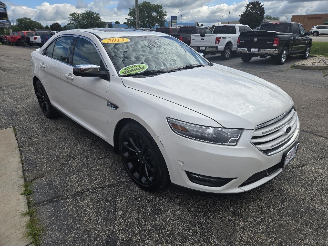 Ford Taurus 4dr Sdn Limited FWD 2013