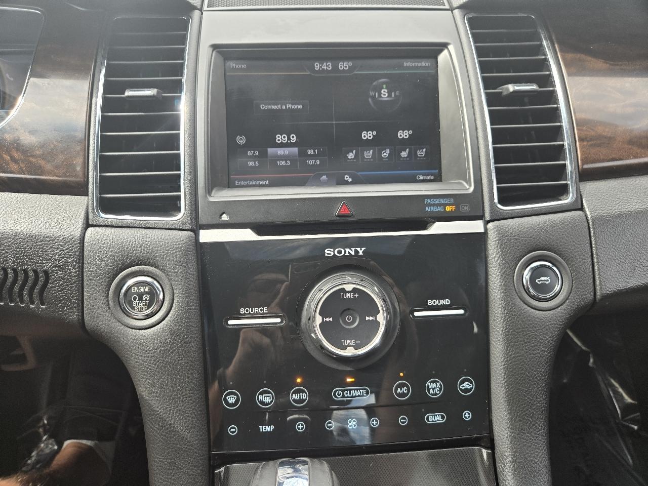 Ford Taurus 4dr Sdn Limited FWD 2013