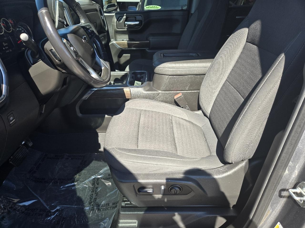 Chevrolet Silverado 1500 LTD 4WD Crew Cab 147" LT Trail Boss 2022