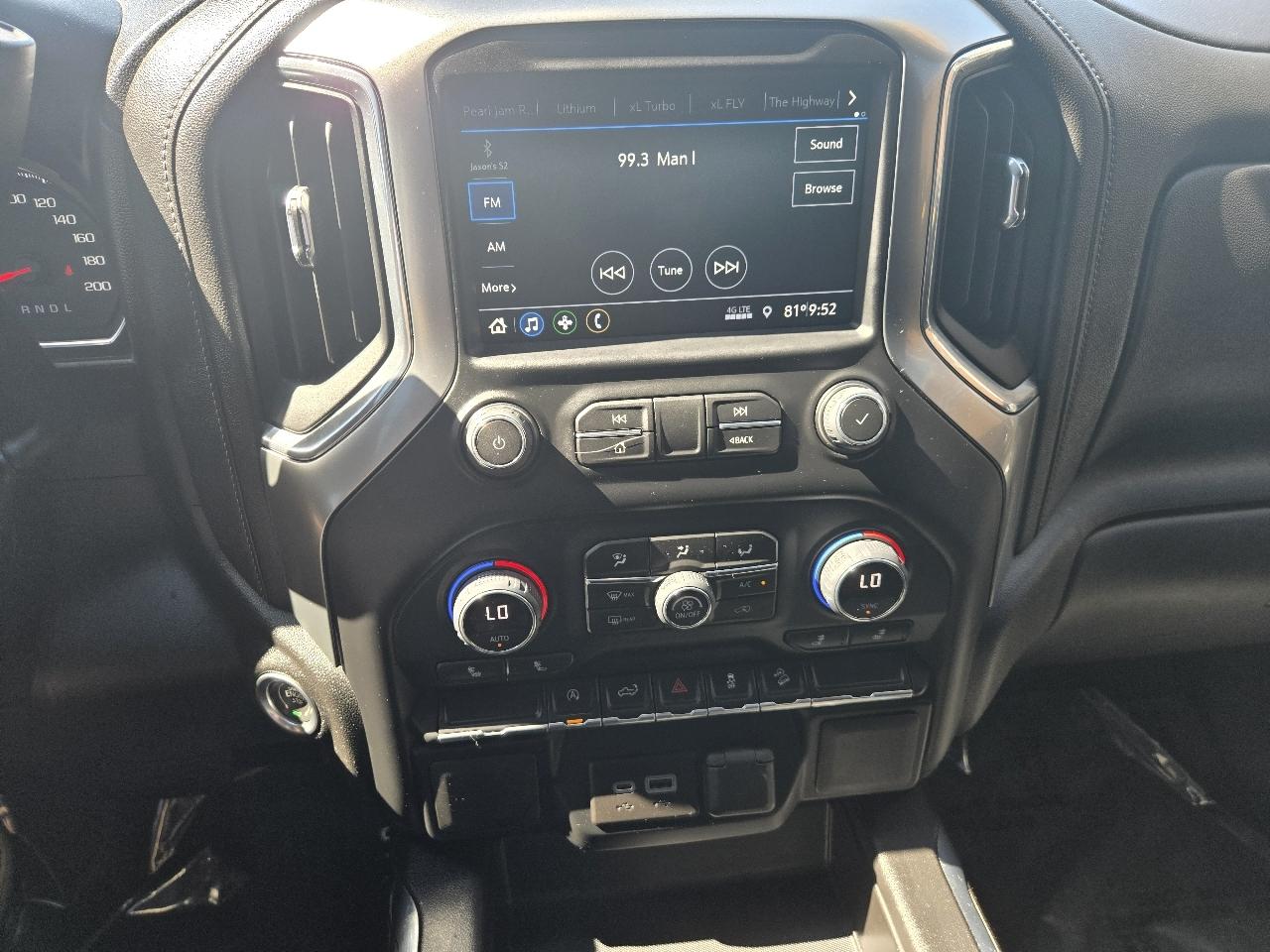Chevrolet Silverado 1500 LTD 4WD Crew Cab 147" LT Trail Boss 2022