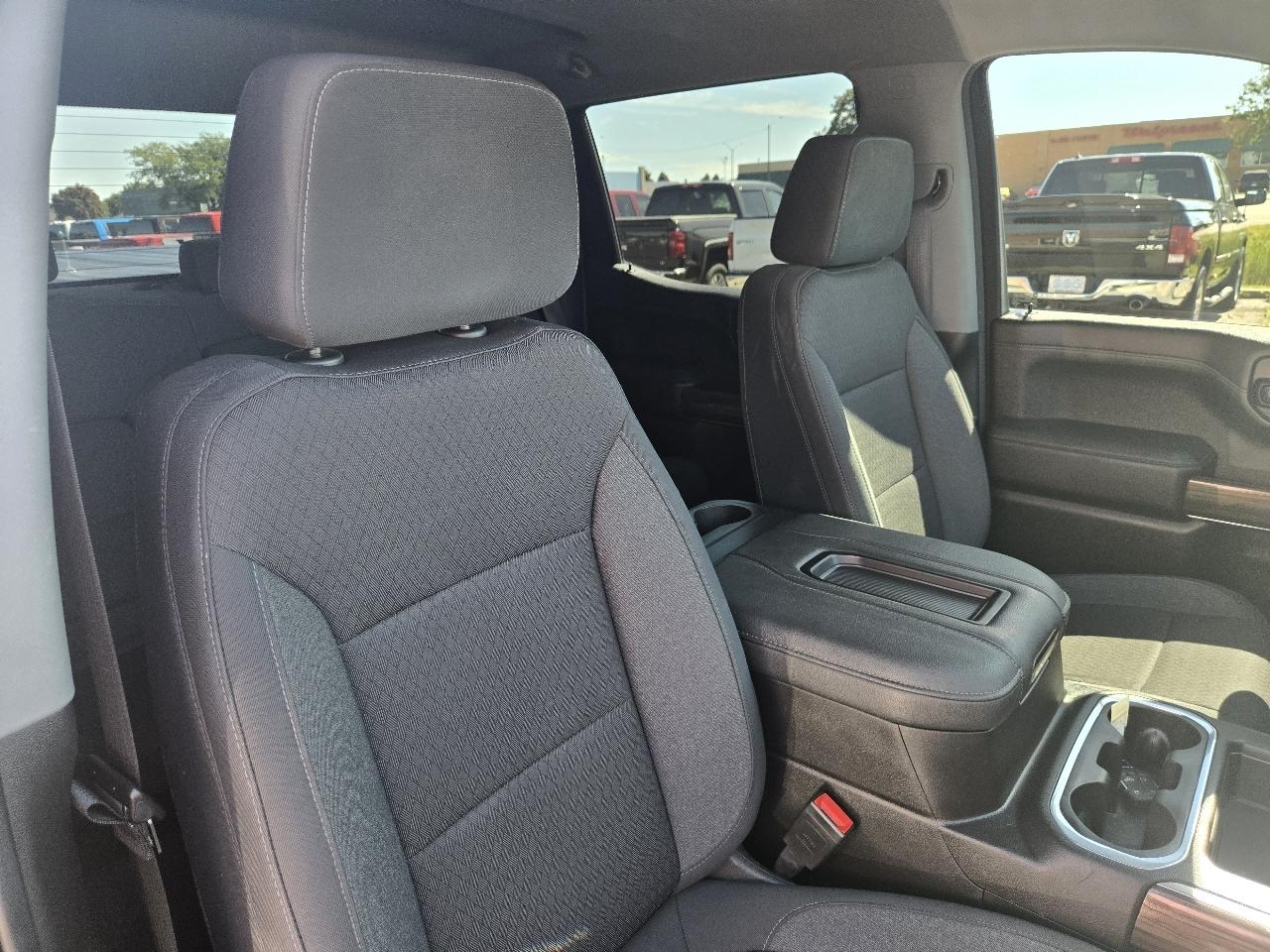 Chevrolet Silverado 1500 LTD 4WD Crew Cab 147" LT Trail Boss 2022