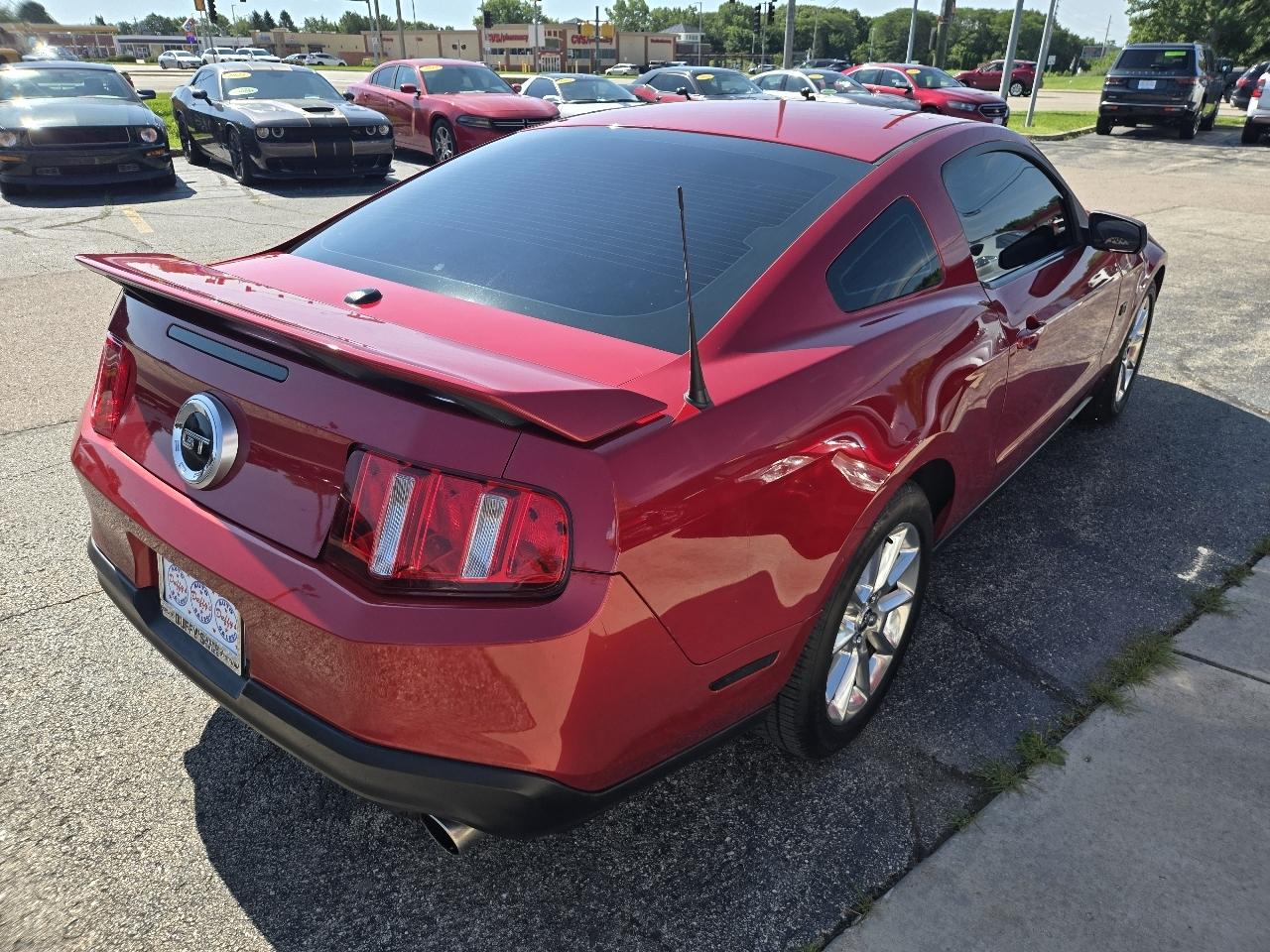 Ford Mustang 2dr Cpe GT 2010
