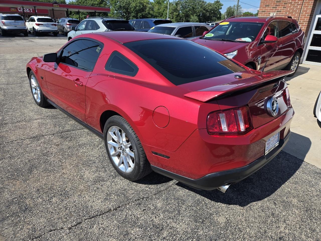 Ford Mustang 2dr Cpe GT 2010