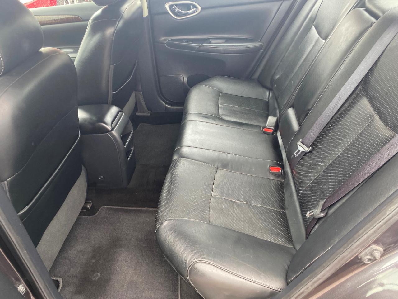 Nissan Sentra 4dr Sdn I4 CVT SL 2015