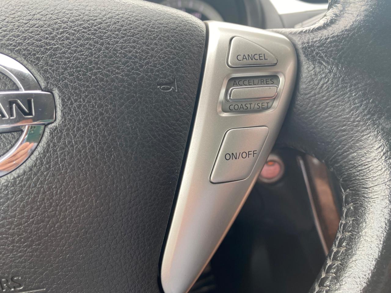Nissan Sentra 4dr Sdn I4 CVT SL 2015