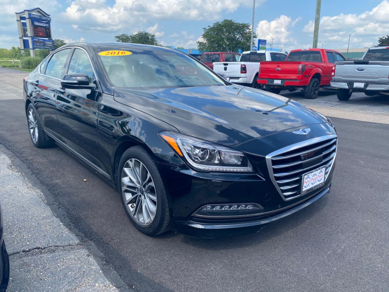 Hyundai Genesis 4dr Sdn V6 3.8L AWD 2016
