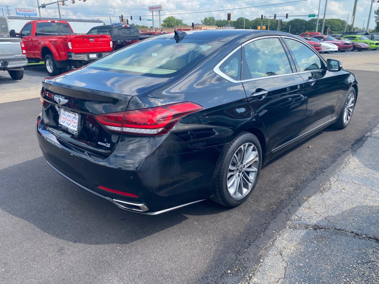 Hyundai Genesis 4dr Sdn V6 3.8L AWD 2016