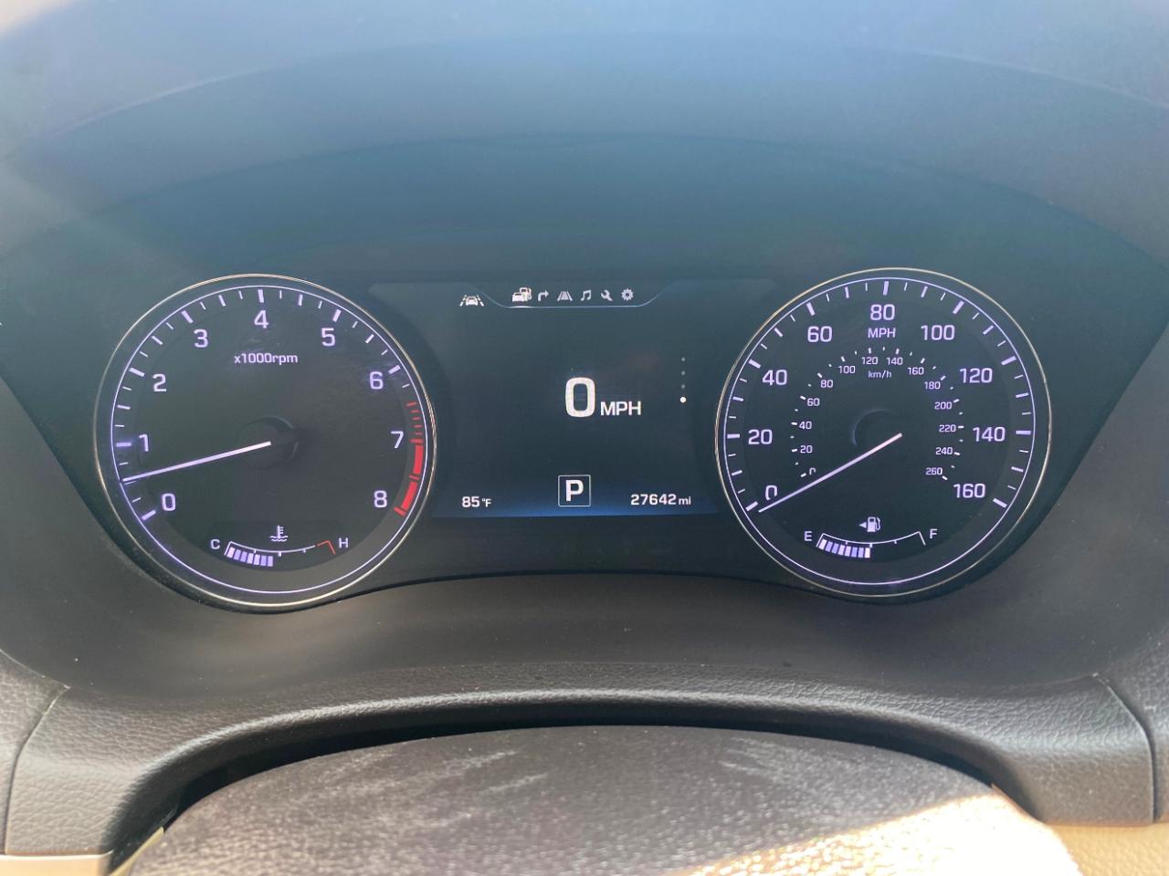 Hyundai Genesis 4dr Sdn V6 3.8L AWD 2016