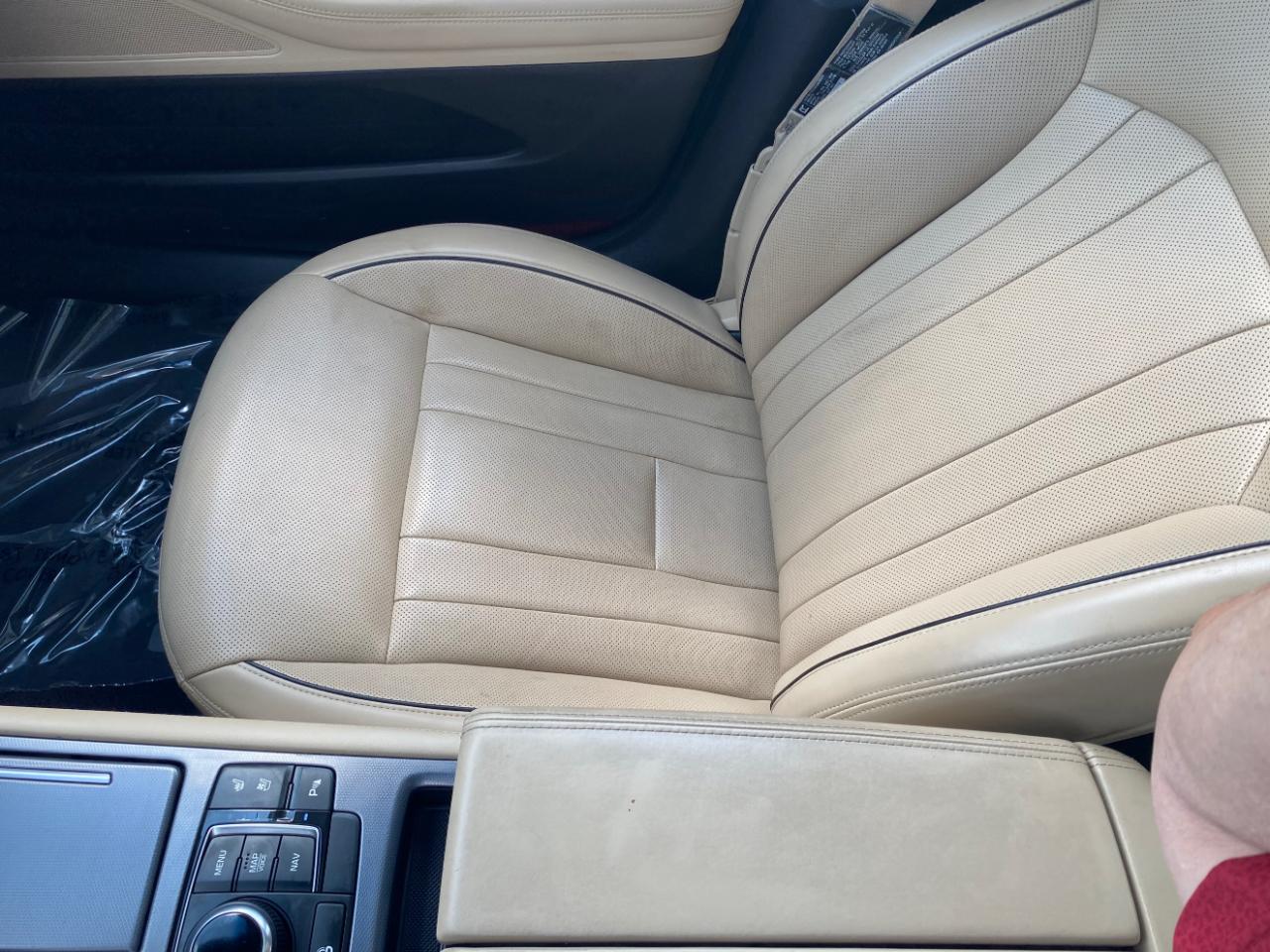 Hyundai Genesis 4dr Sdn V6 3.8L AWD 2016