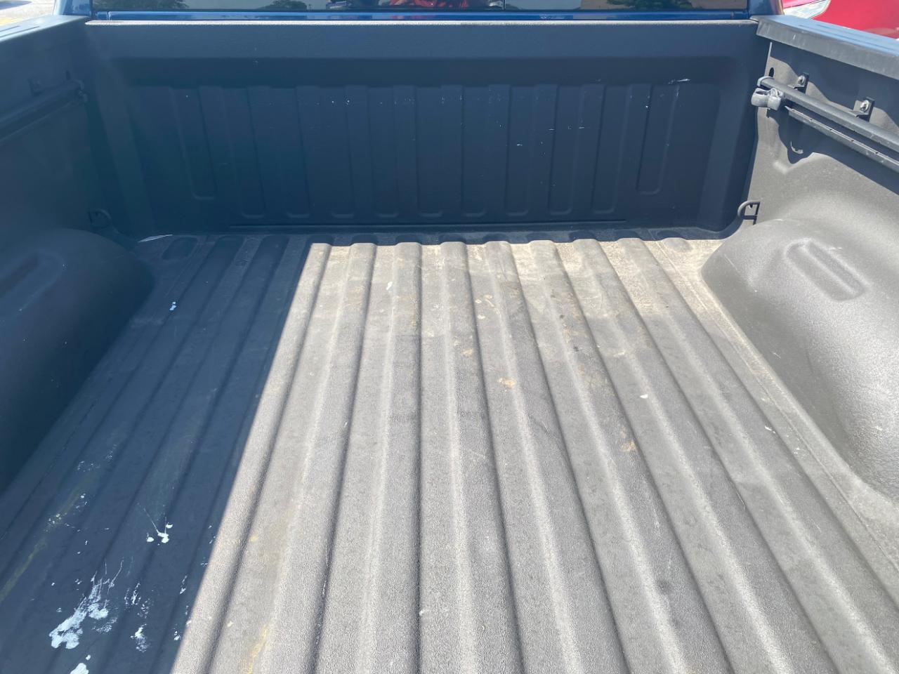 RAM 1500 Big Horn 4x4 Crew Cab 5'7" Box 2020