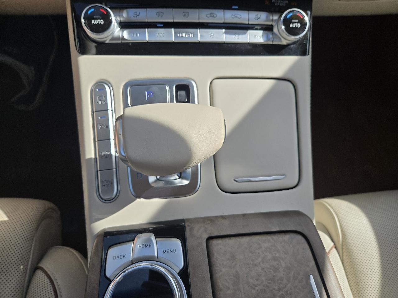 Genesis G90 5.0L Ultimate AWD 2021