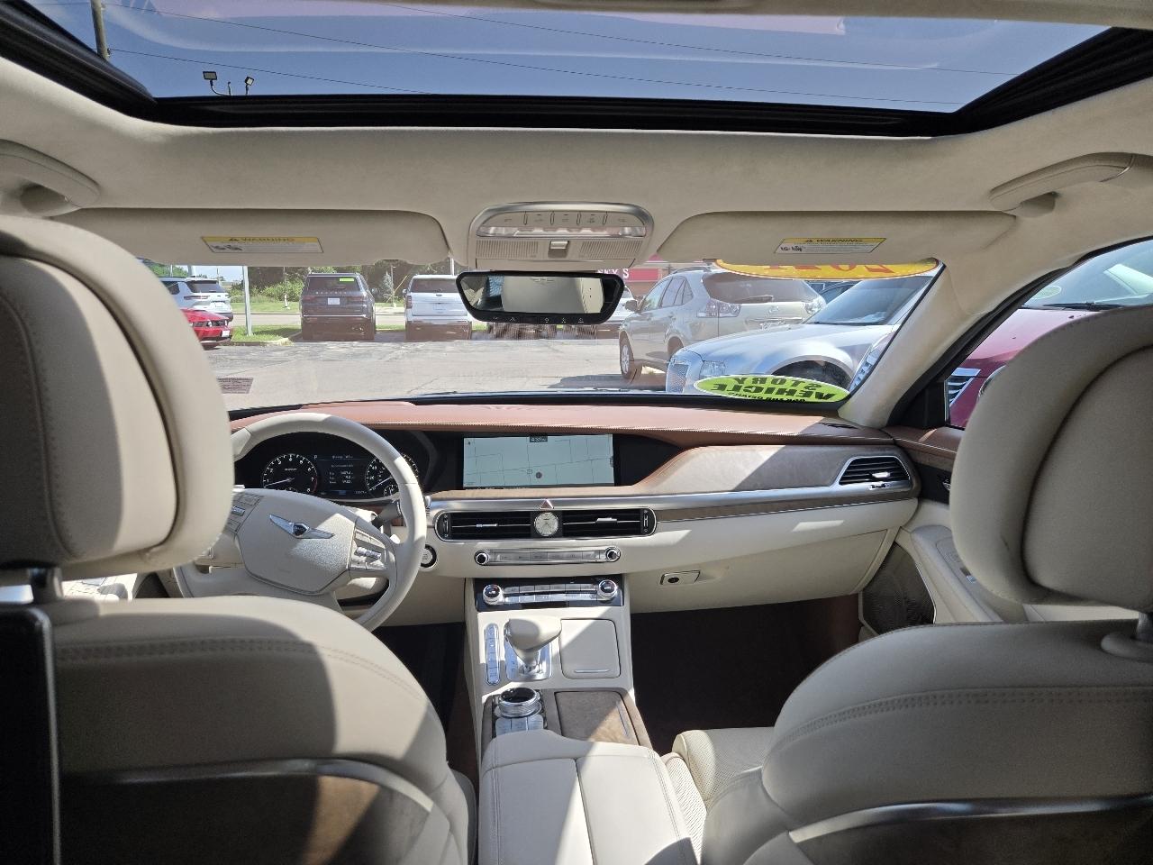 Genesis G90 5.0L Ultimate AWD 2021