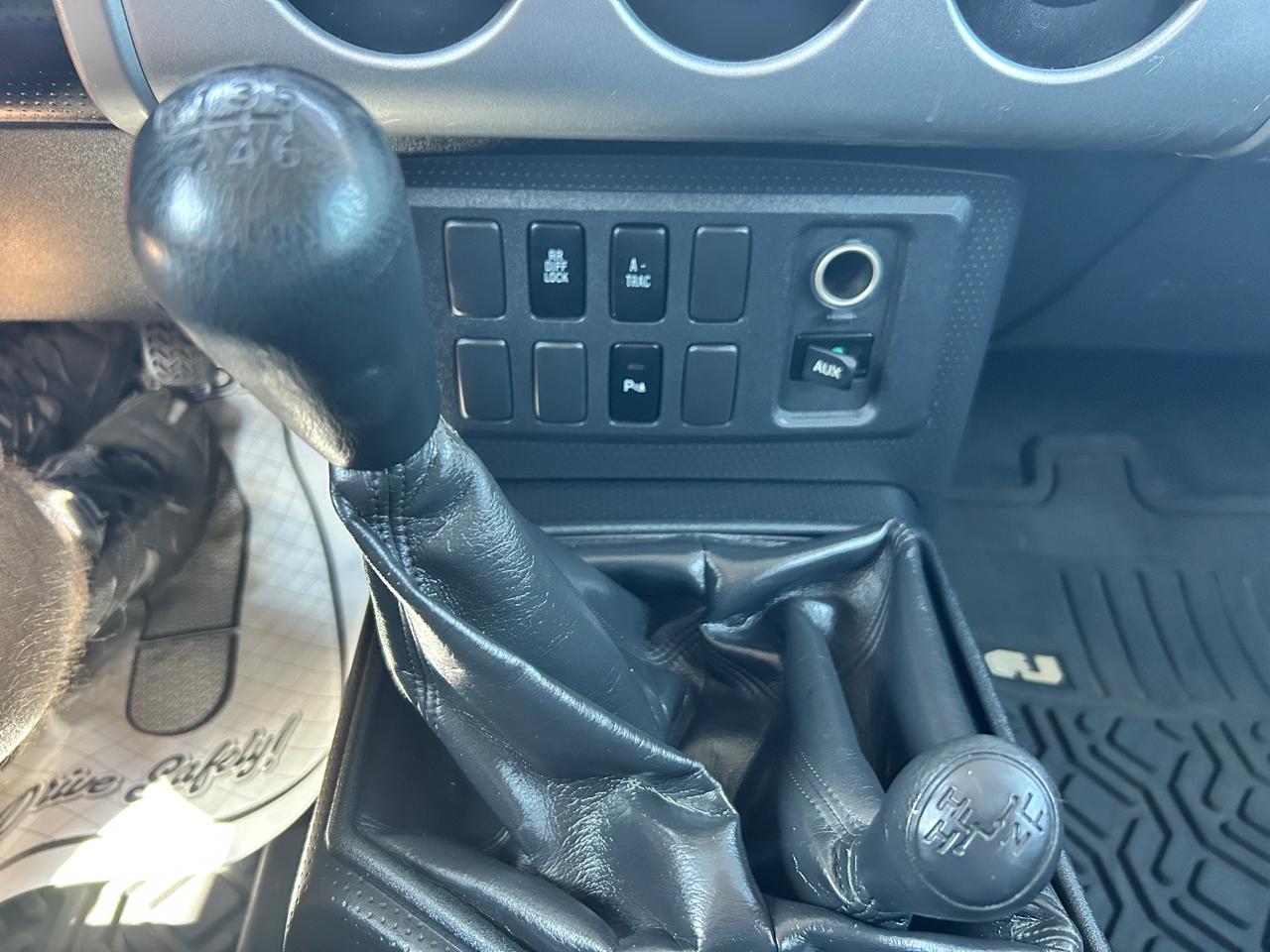 Toyota FJ Cruiser 4WD 4dr Manual (Natl) 2007