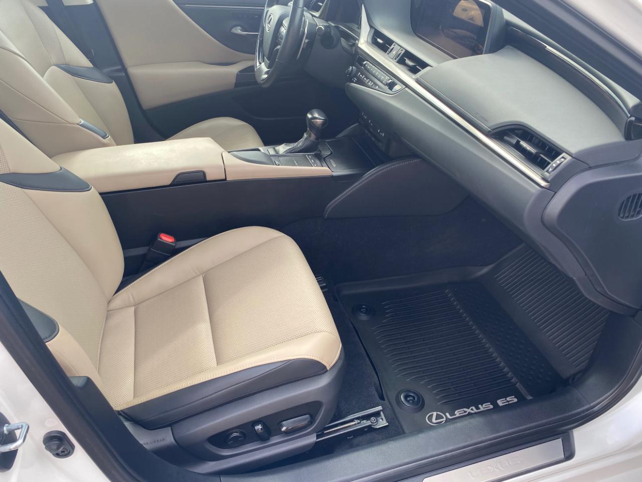 Lexus ES ES 350 FWD 2020
