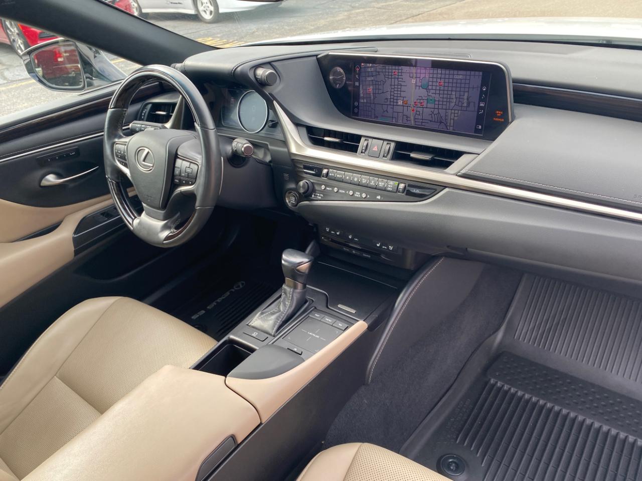 Lexus ES ES 350 FWD 2020