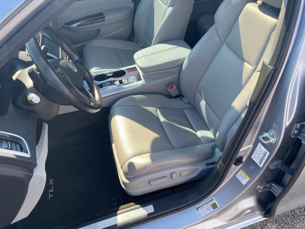 Acura TLX FWD V6 w/Technology Pkg 2017