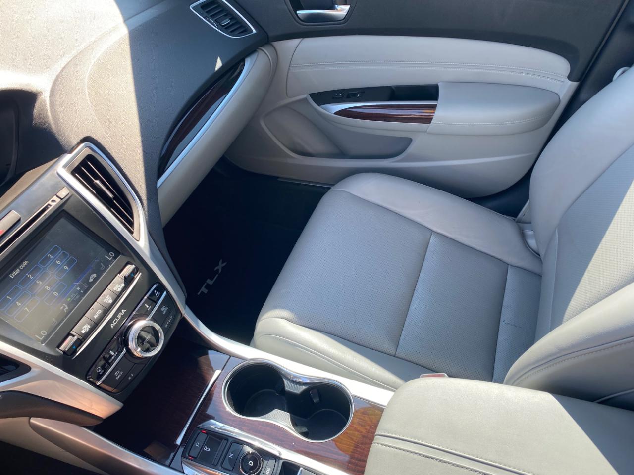 Acura TLX FWD V6 w/Technology Pkg 2017