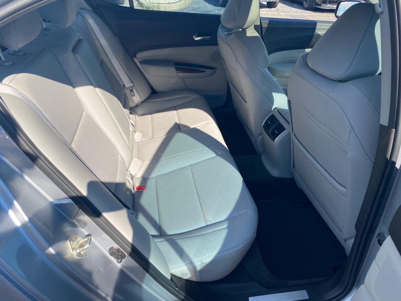 Acura TLX FWD V6 w/Technology Pkg 2017