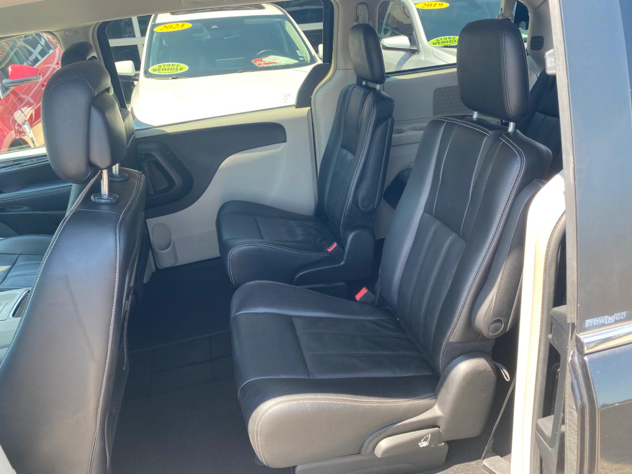 Chrysler Town & Country 4dr Wgn Touring 2014