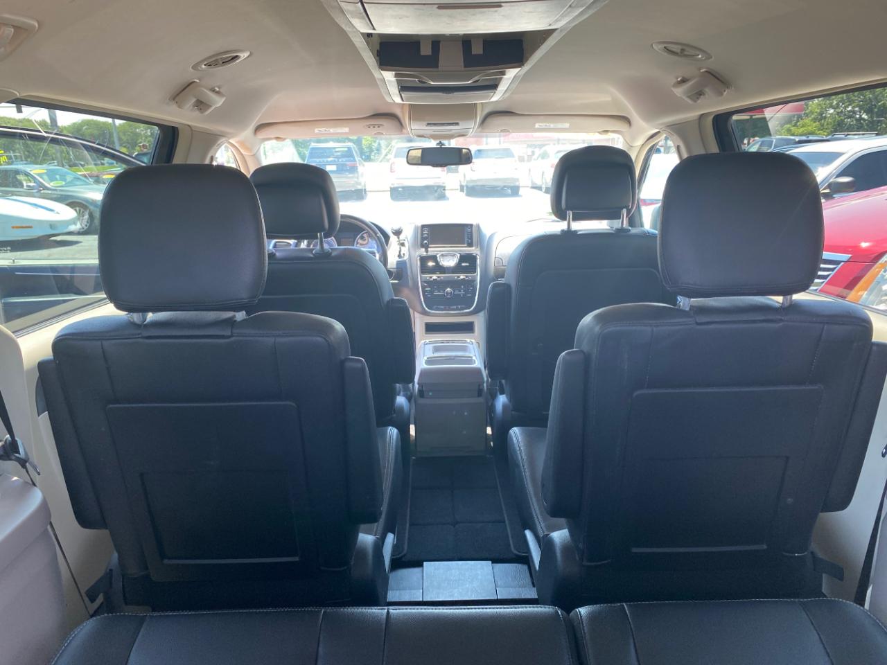 Chrysler Town & Country 4dr Wgn Touring 2014