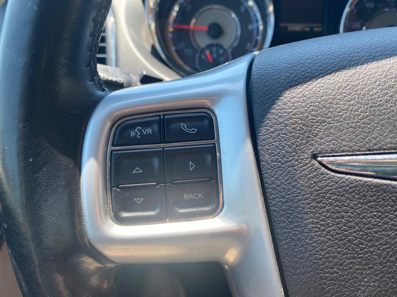 Chrysler Town & Country 4dr Wgn Touring 2014