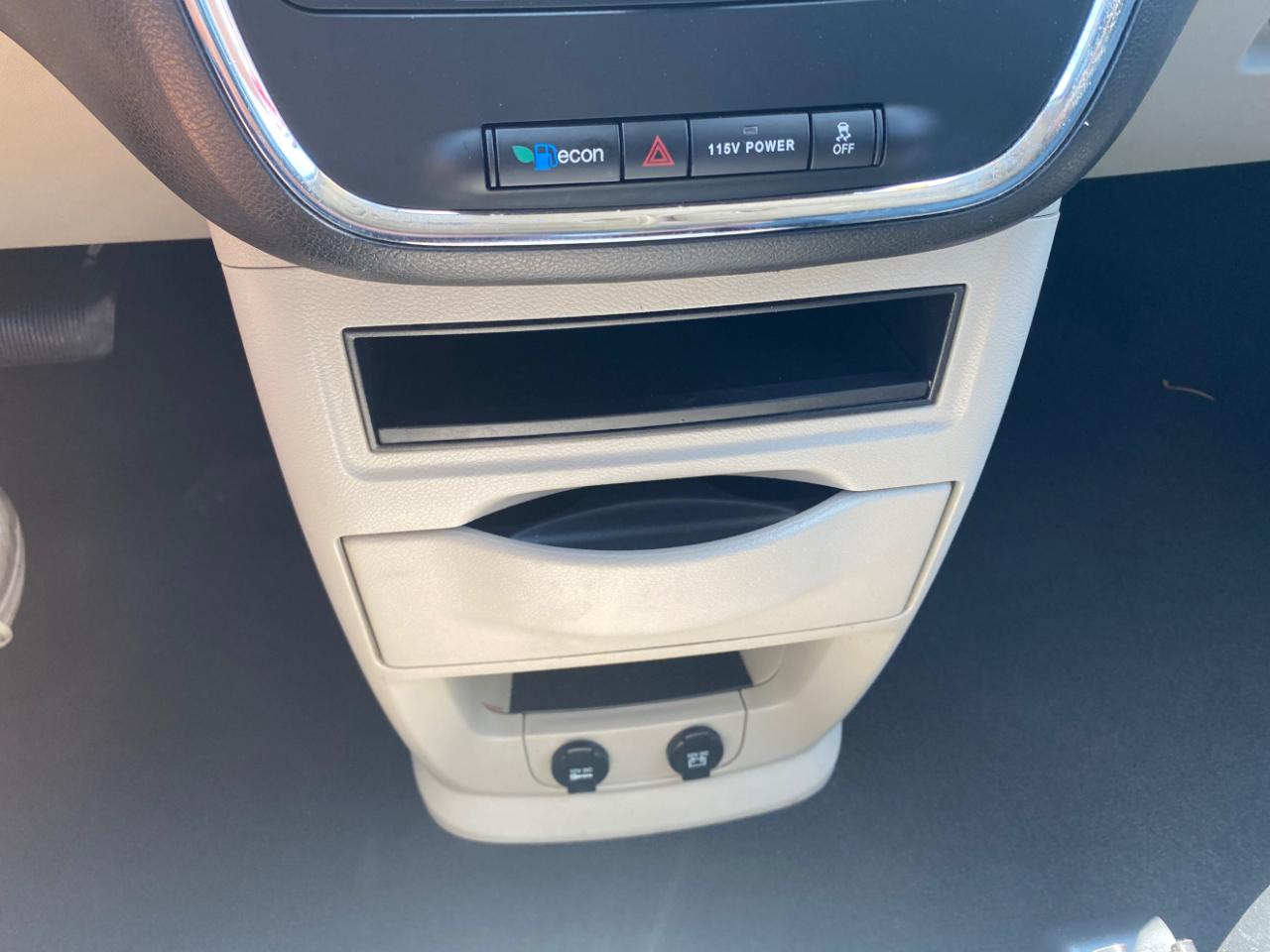 Chrysler Town & Country 4dr Wgn Touring 2014
