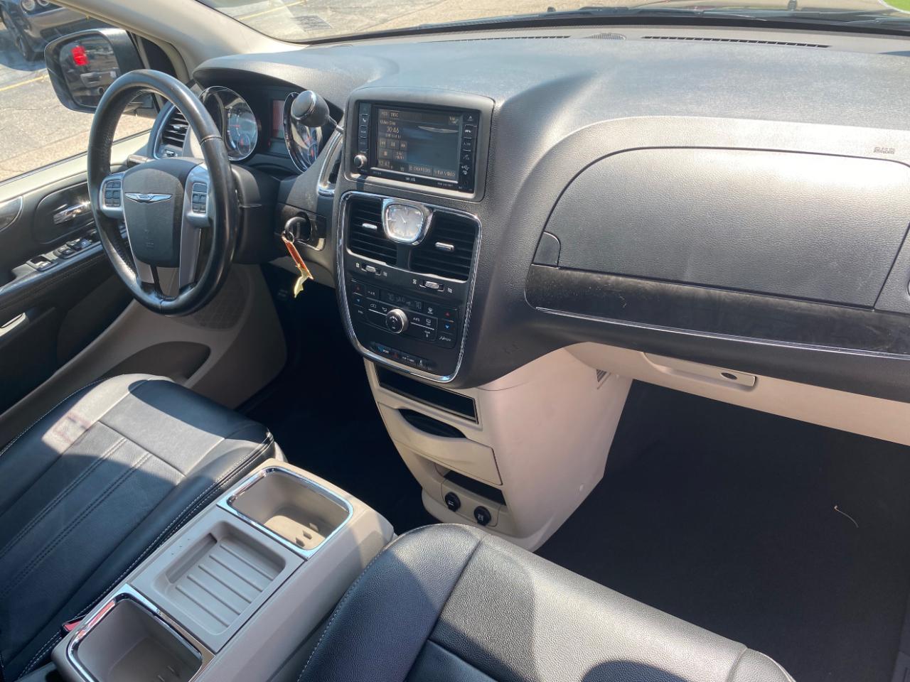 Chrysler Town & Country 4dr Wgn Touring 2014