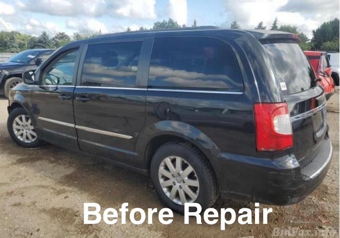Chrysler Town & Country 4dr Wgn Touring 2014