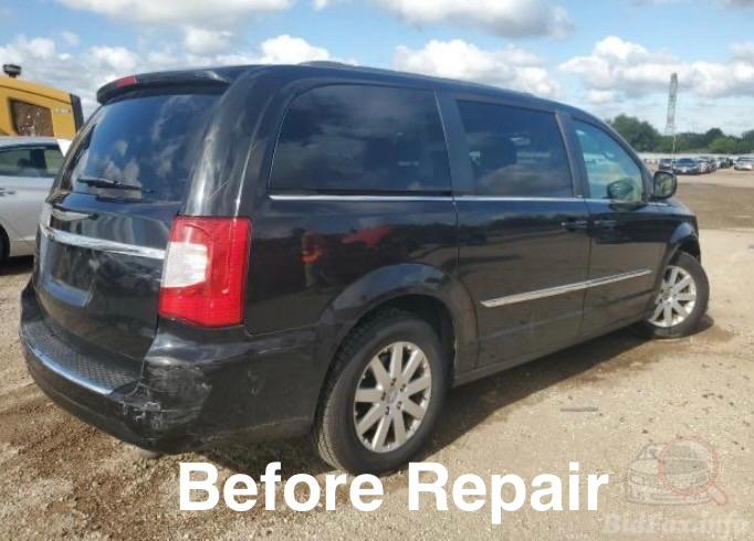 Chrysler Town & Country 4dr Wgn Touring 2014