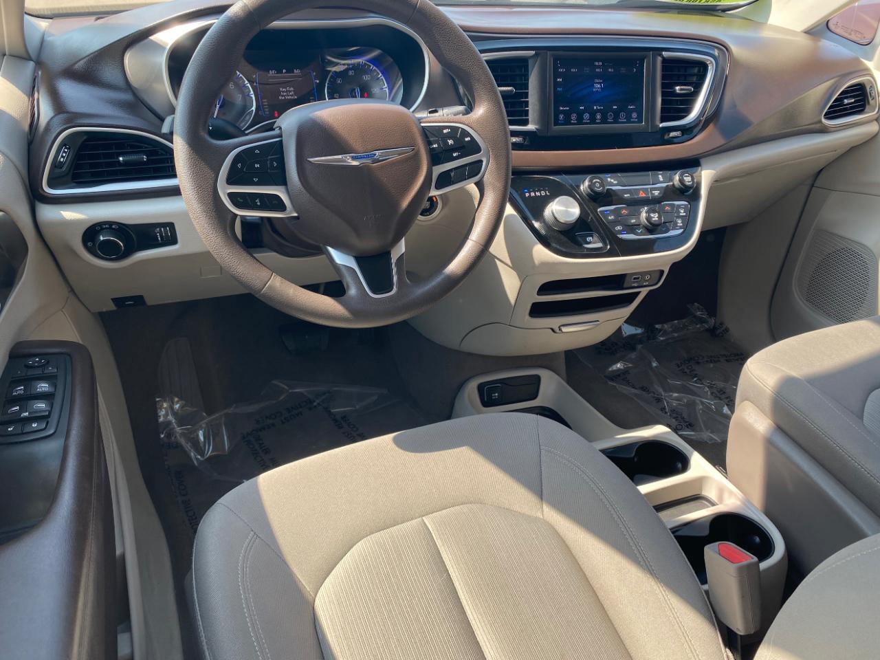 Chrysler Pacifica L FWD 2018